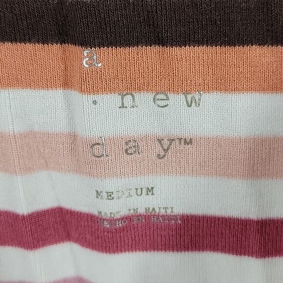 A New Day Multicolored Stripe Tank Top, Sz M, NWT #BundleAndSave - Picture 3 of 7
